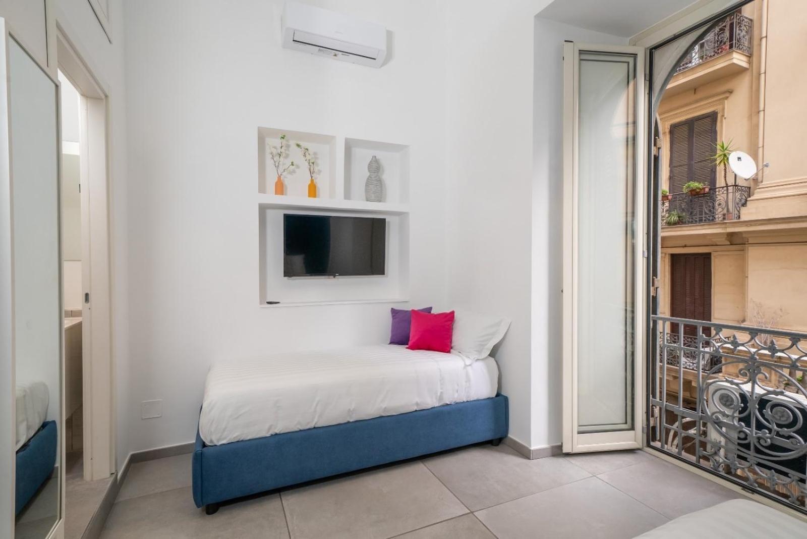 Bovio Boutique Studio Apartment Neapel Exteriör bild