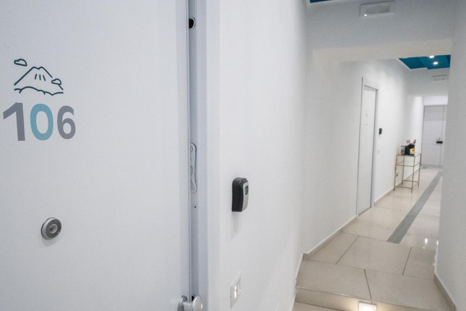 Bovio Boutique Studio Apartment Neapel Exteriör bild
